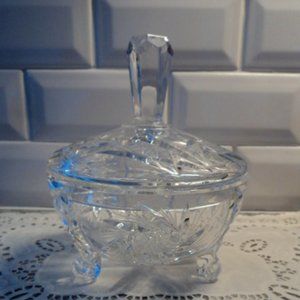 footed crystal pinwheel lidded candy dish